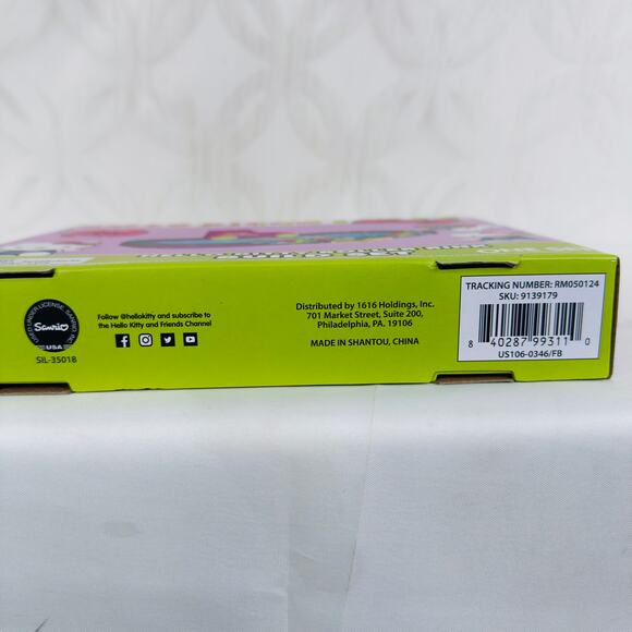 5 for $25| Sanrio Hello Kitty Roller Rink Kid's Building Block Toy, 111 Piece - Picture 3 of 7